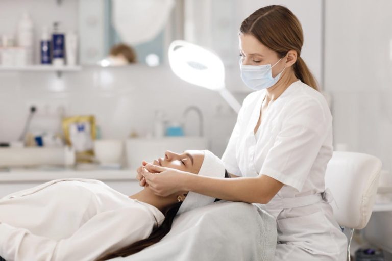 چطور کلینیک زیبایی مناسب را پیدا کنیم؟